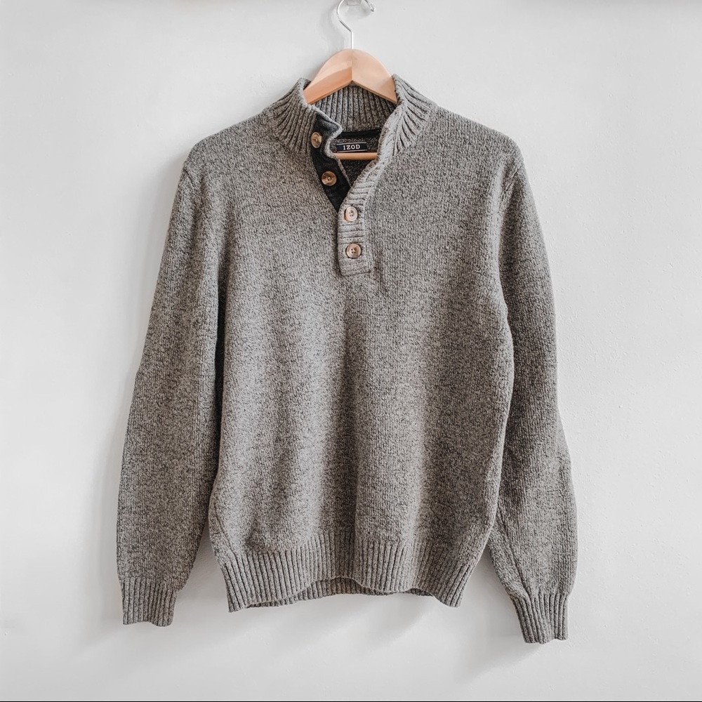 IZOD | Grey quarter-button sweater like new!